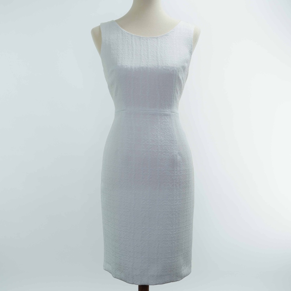 Kasper White Sleeveless Sheath Dress